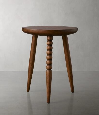 Classic Spindle-Leg Side Table